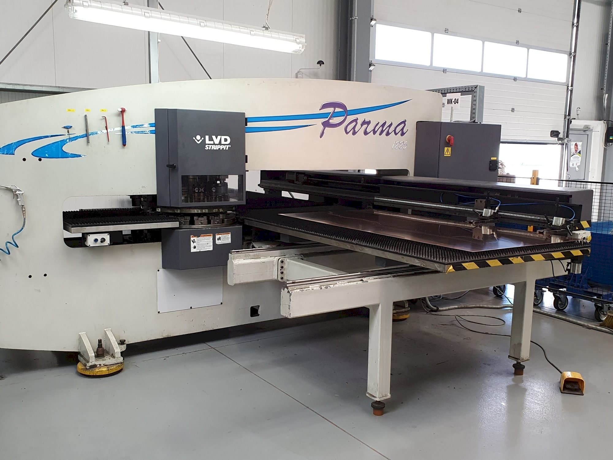 Makine  LVD PARMA 1225 TK - Önden görünüm