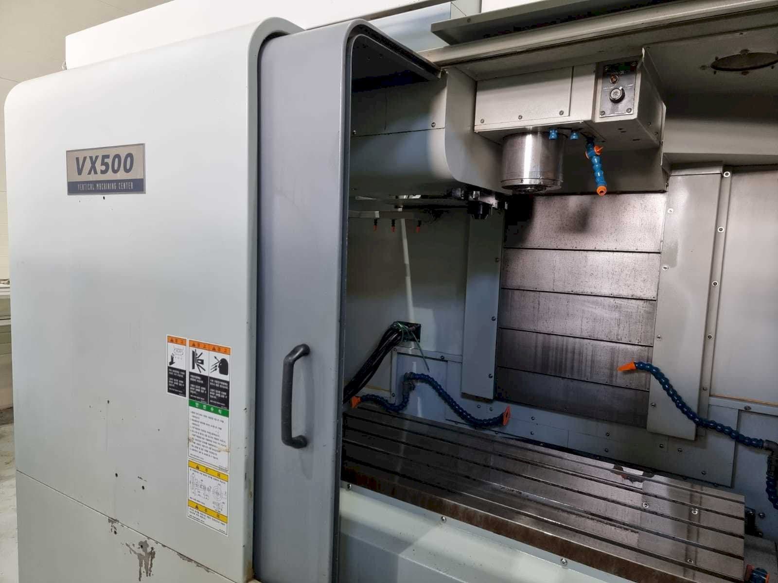 Makine  Hyundai Wia VX500 - Önden görünüm