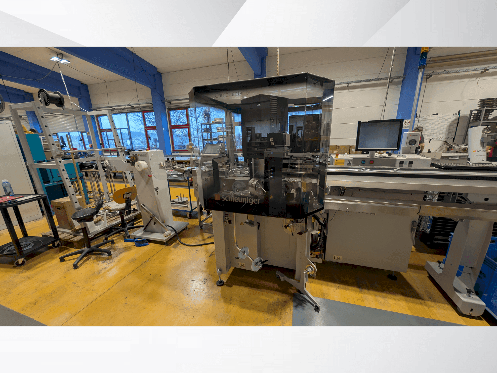 Makine  Schleuniger CrimpCenter 64 - Önden görünüm