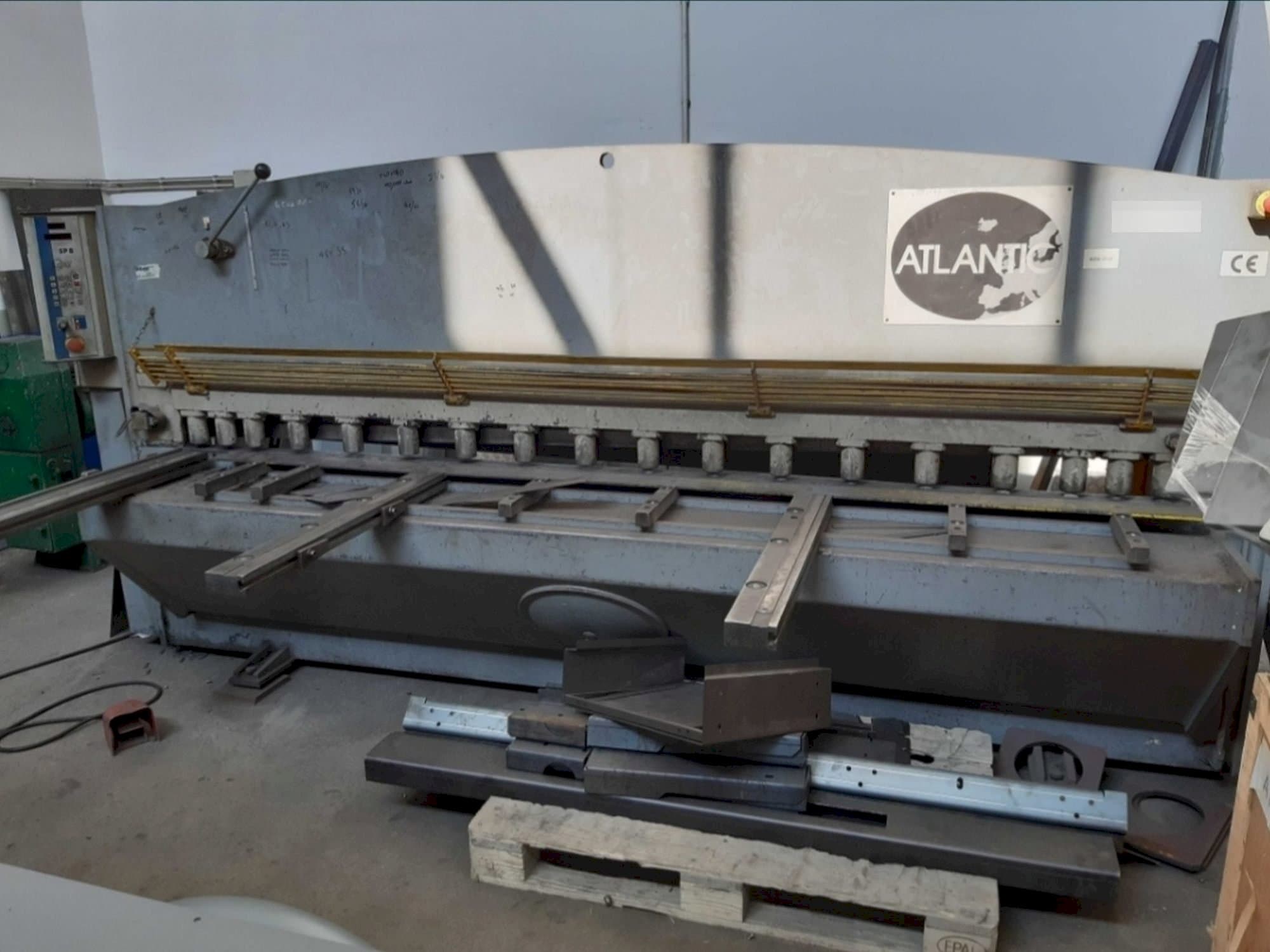 Makine  ATLANTIC ATS 3006 - Önden görünüm