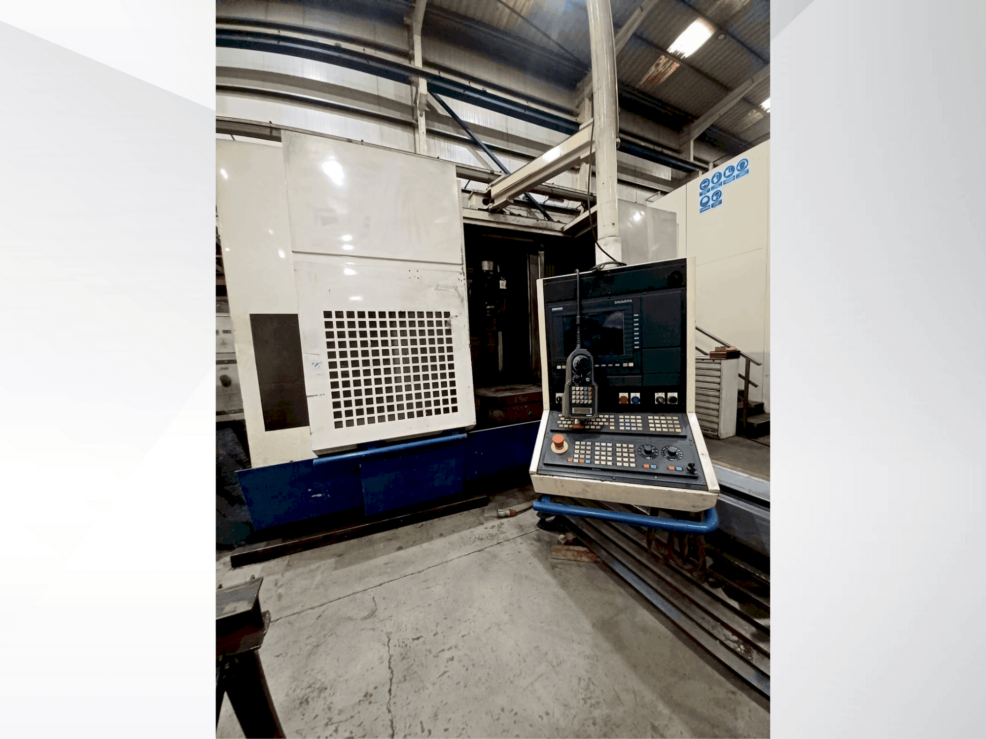 Makine  Huron EX-C - Önden görünüm