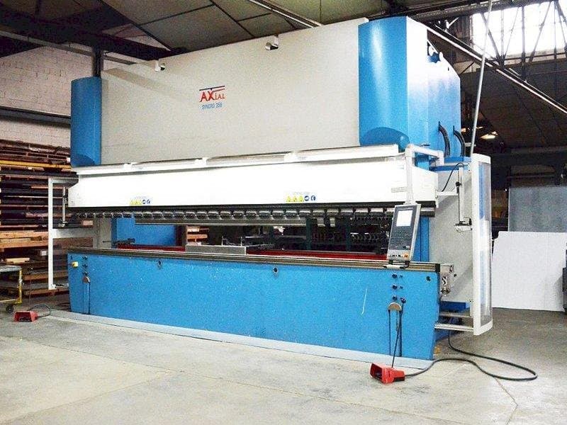 Makine  Axial SYNCRO 356 - Önden görünüm