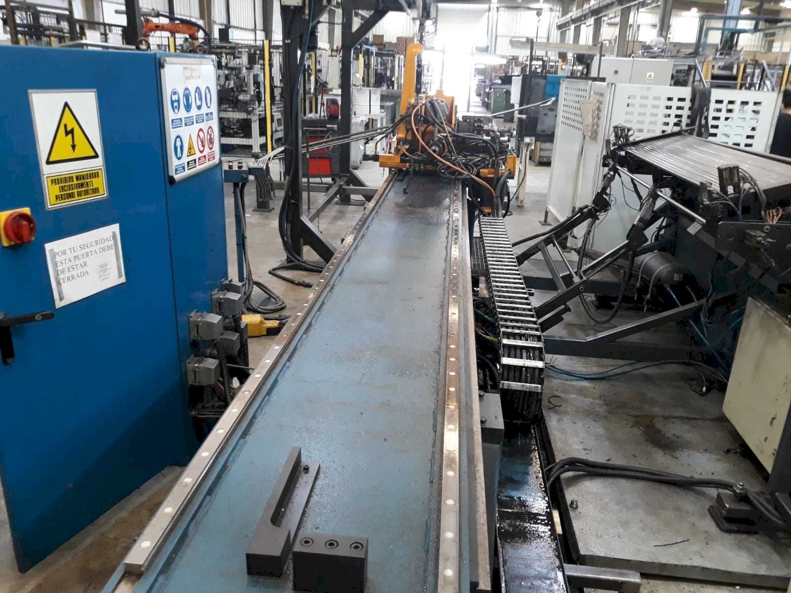 Makine  Tejero HR-50-CNC - Önden görünüm