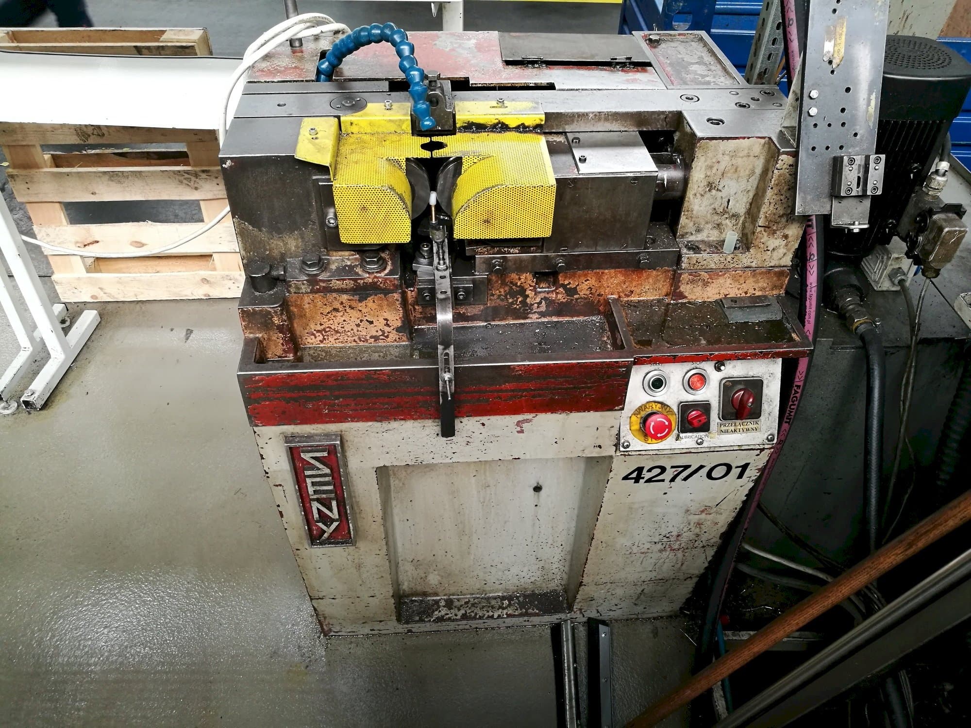 Makine  SENY D30E - Önden görünüm