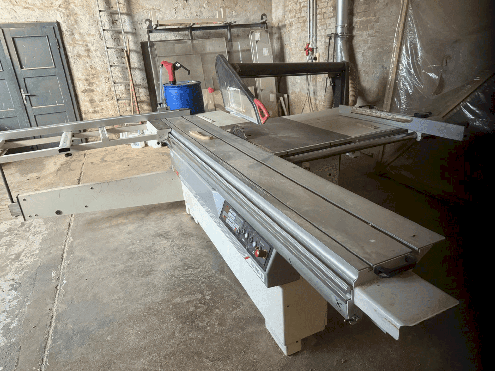 Makine  SCM SI 400E - Önden görünüm