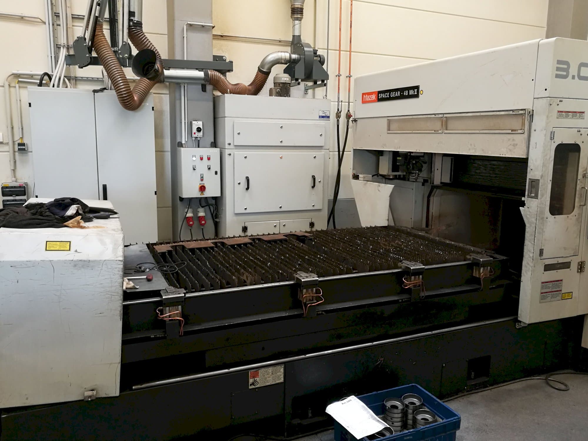 Makine  Mazak - Önden görünüm Space Gear-48 MK II