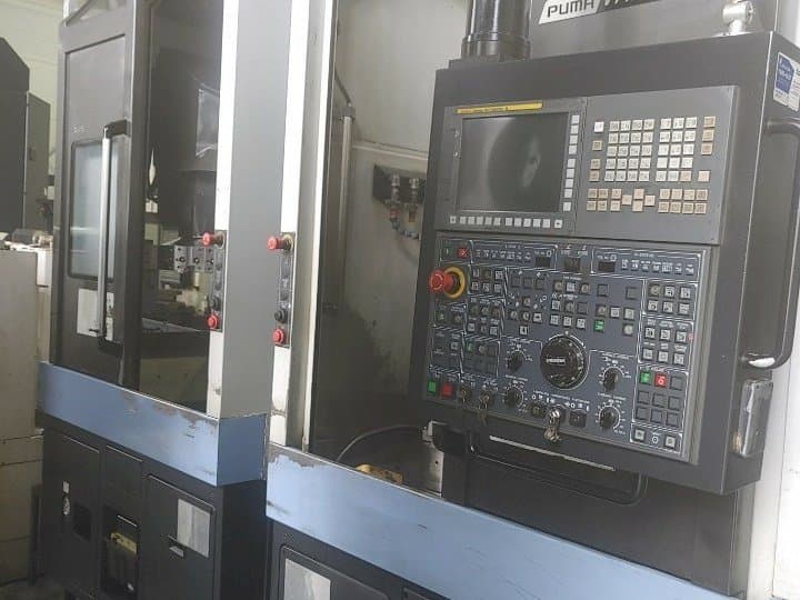 Makine  Doosan VT450 2SP - Önden görünüm