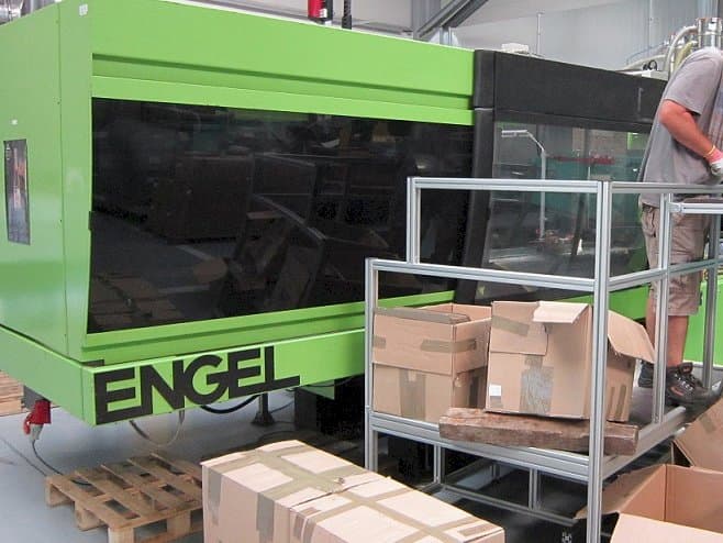 Makine  ENGEL ES 2050/300 HL-V - Önden görünüm