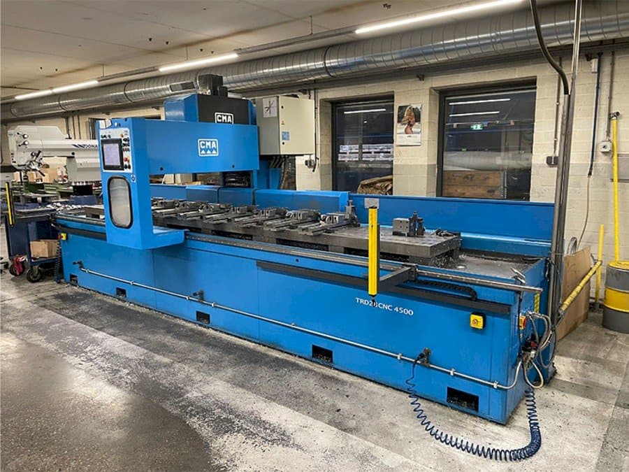 Makine  CMA TRD28CNC 4500 - Önden görünüm