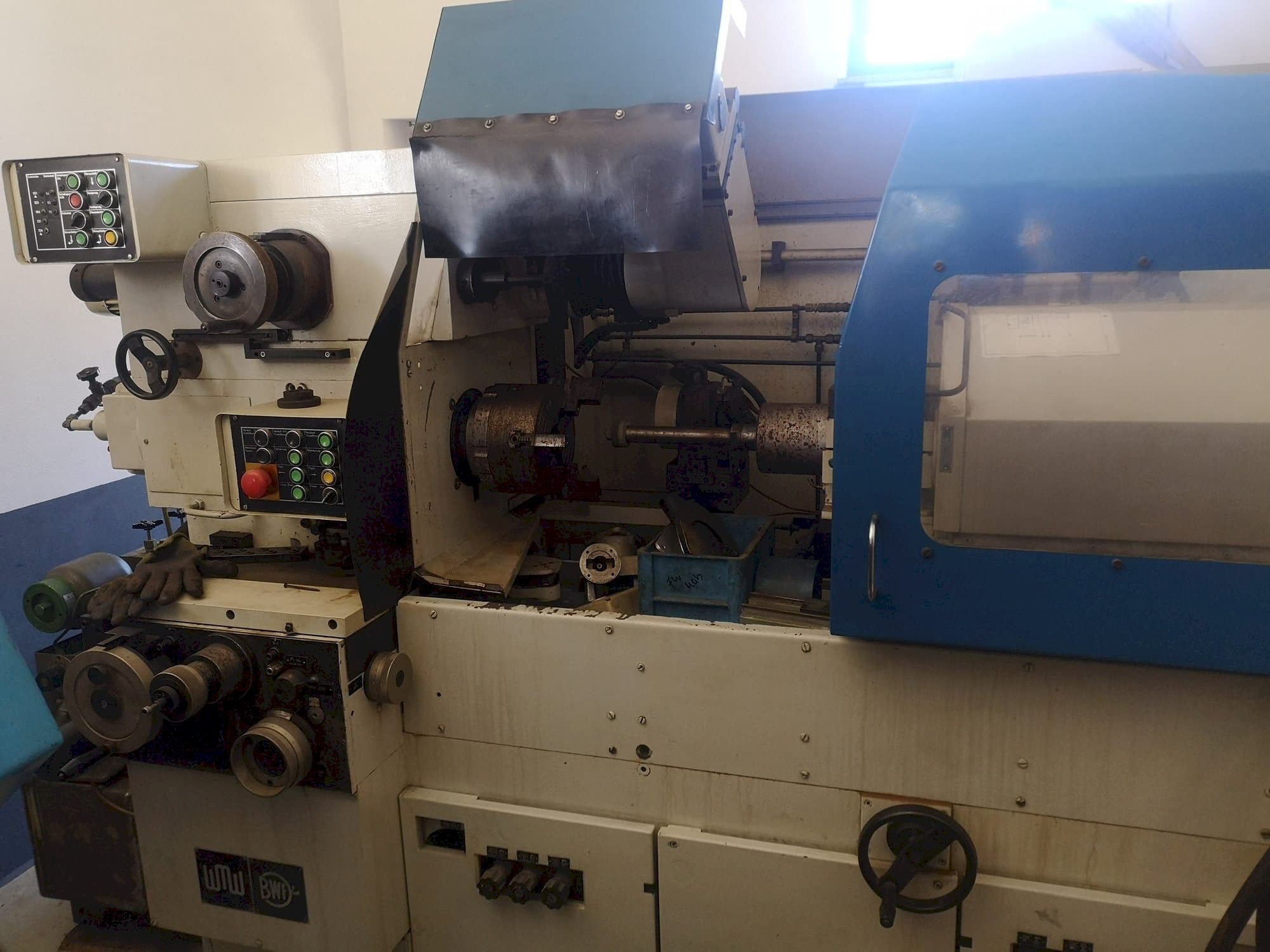 Makine  WMW SI4 - Önden görünüm