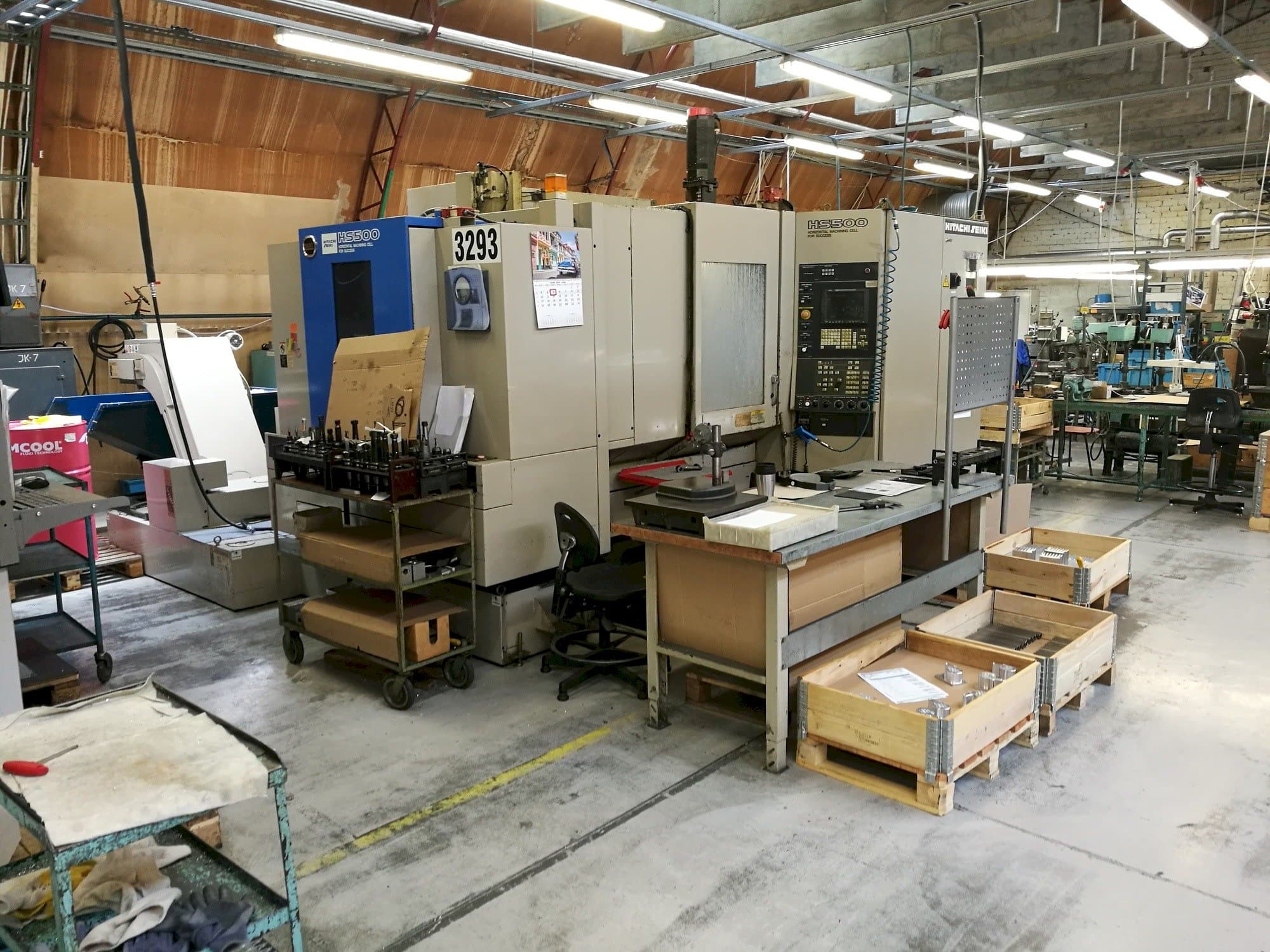 Makine  HITACHI SEIKI HS 500 - Önden görünüm