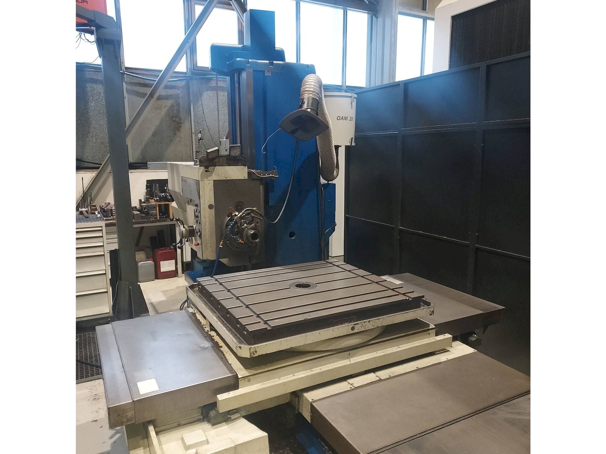 Makine  TOS WH 10 CNC - Önden görünüm