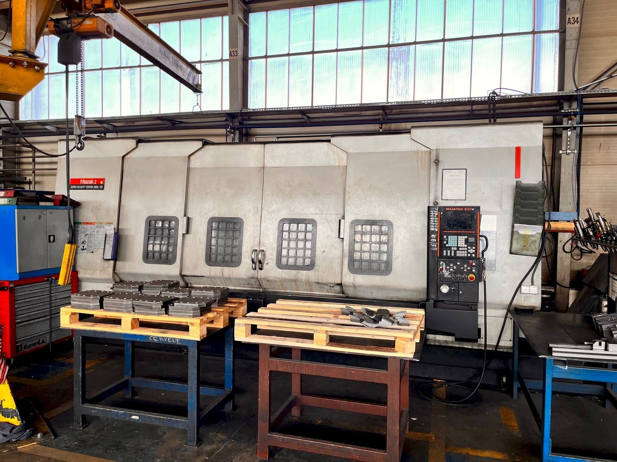 Makine  Mazak SVC 2000L/120 - Önden görünüm