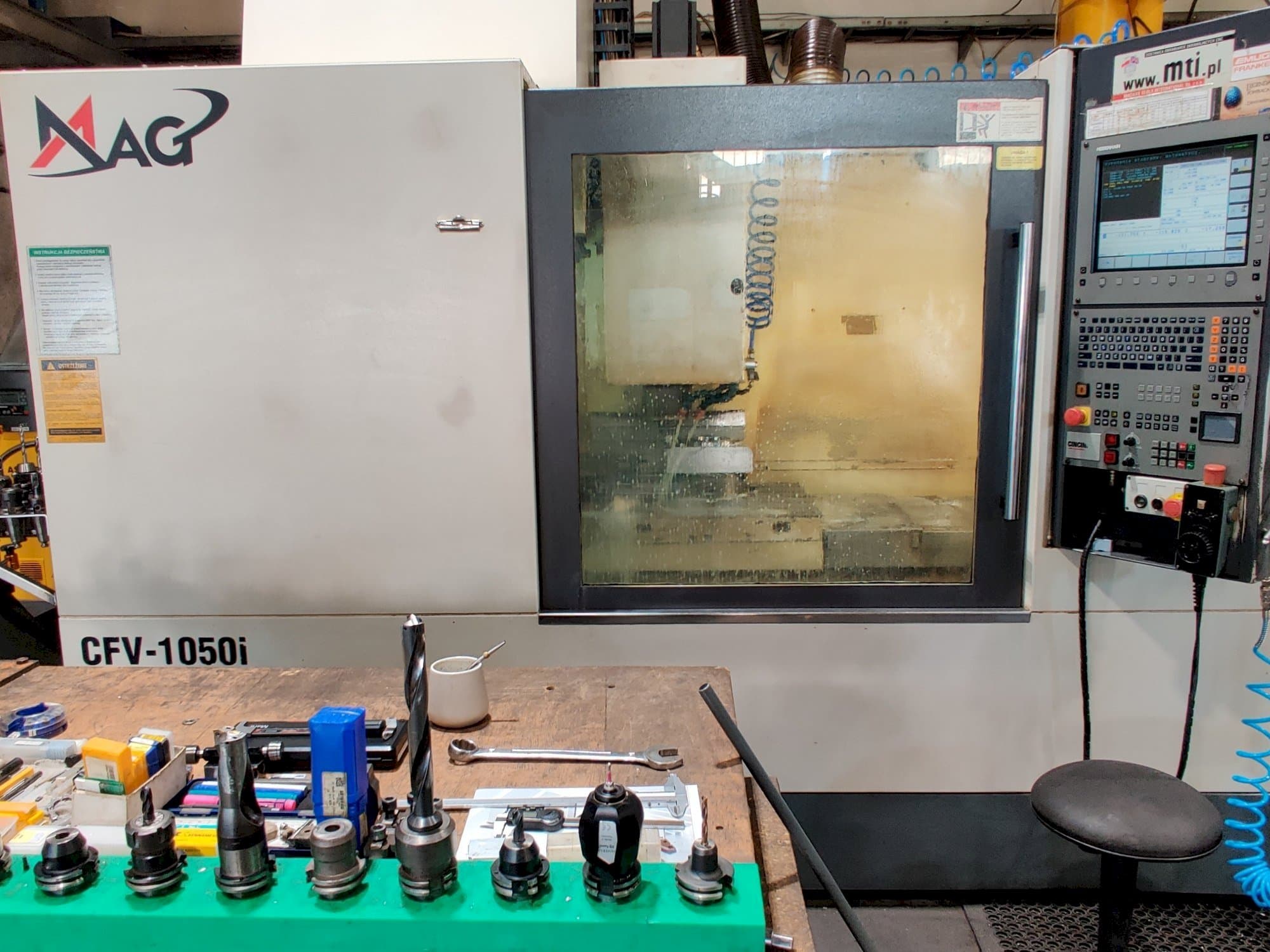 Makine  MAG CFV 1050 - Önden görünüm