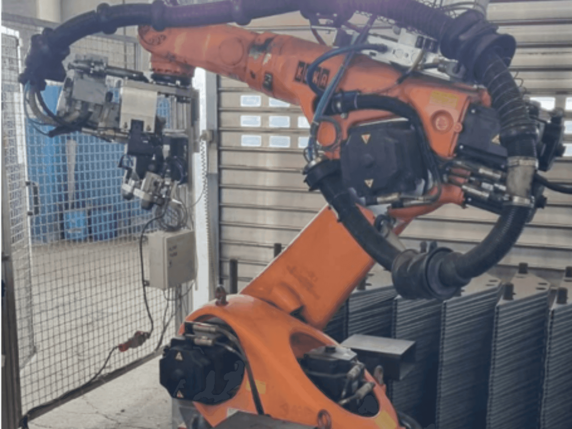 Makine  KUKA KR 60-3 - Önden görünüm