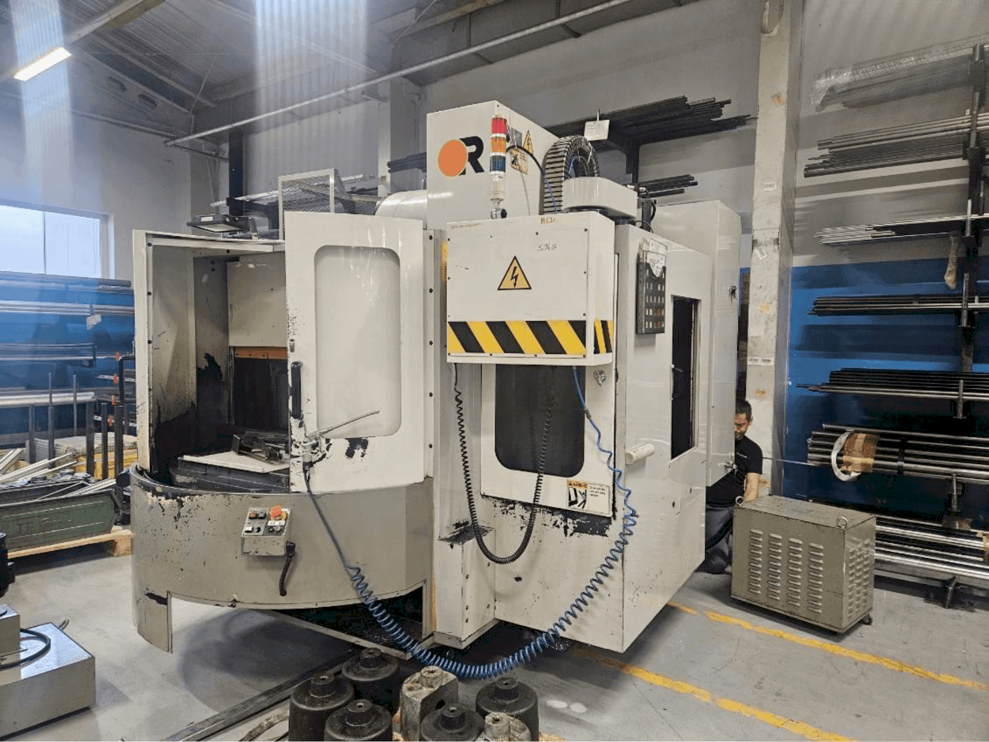 Makine  Victor Vcenter 70 - APC - Önden görünüm