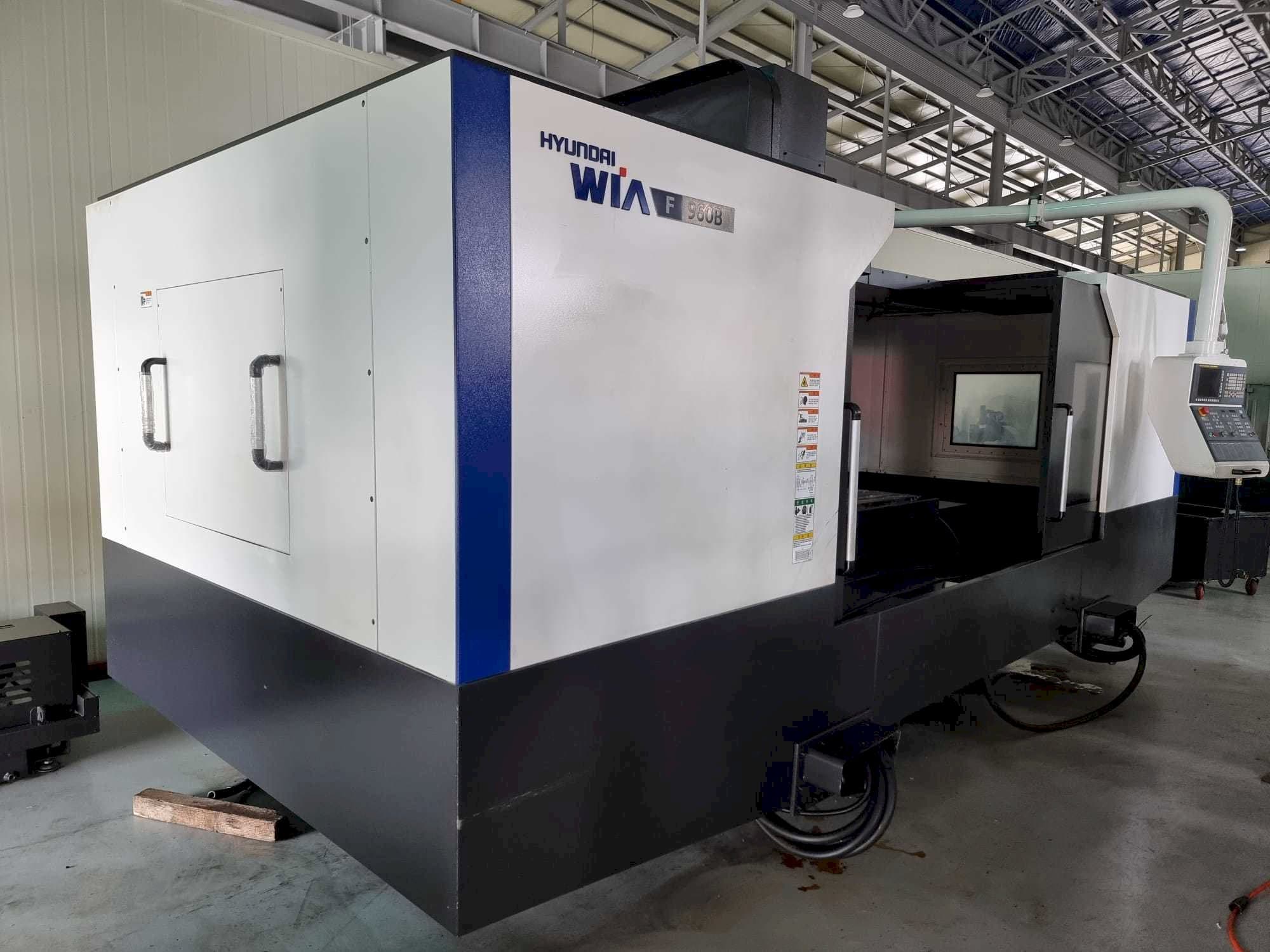 Makine  Hyundai Wia F960B - Önden görünüm