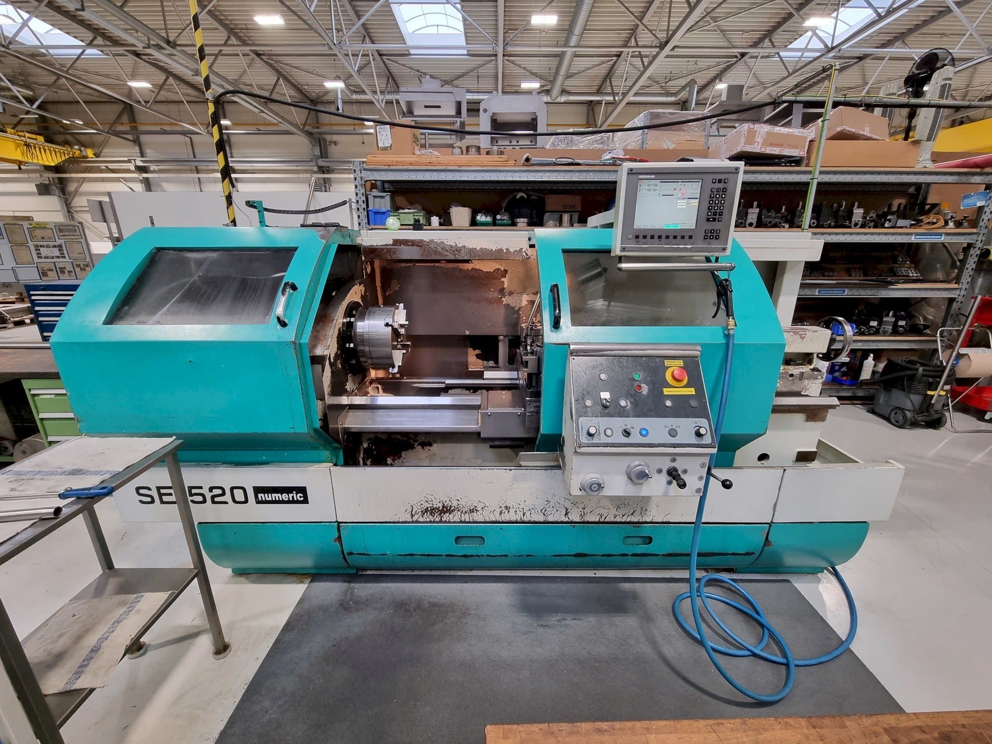 Makine  TRENS SE 520 Numeric - Önden görünüm