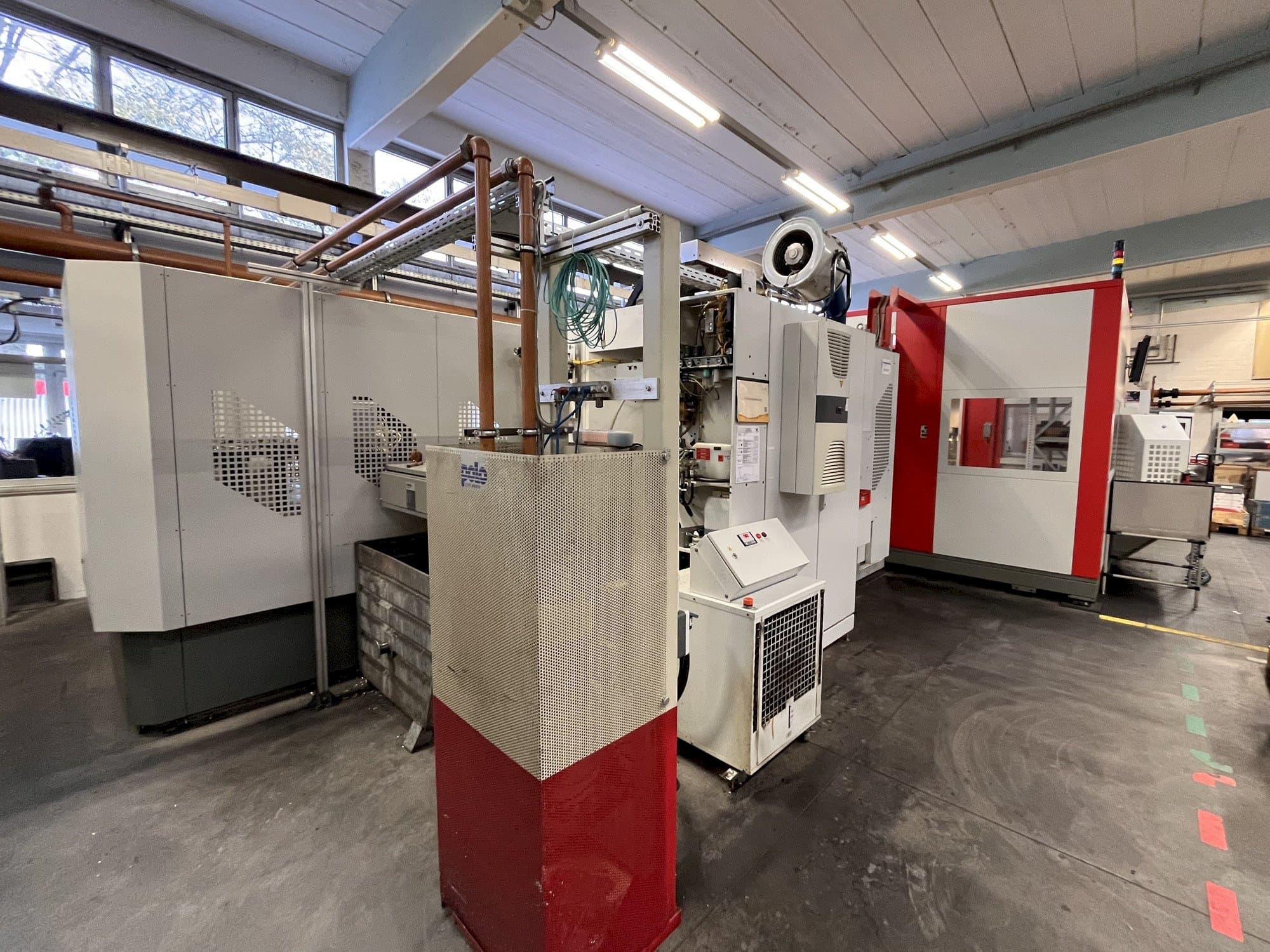 Makine  HERMLE RS1 Robot System - Önden görünüm