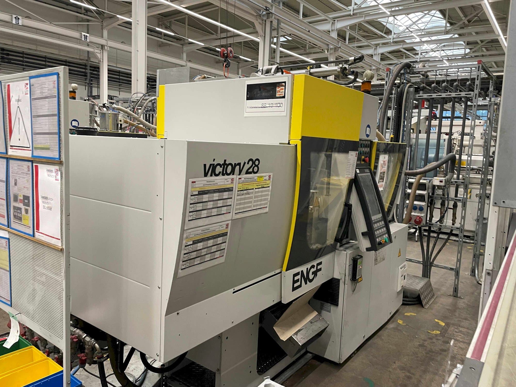 Makine  Engel Victory 200/28 - Önden görünüm