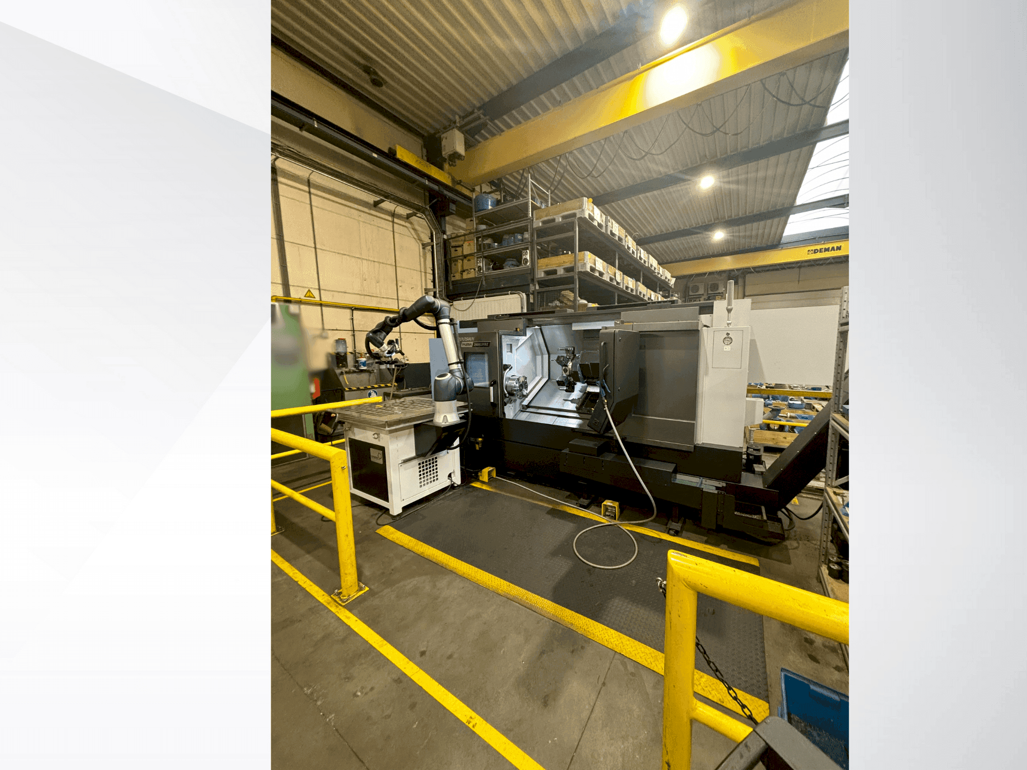 Makine  DOOSAN PUMA 2600LSYB II - Önden görünüm