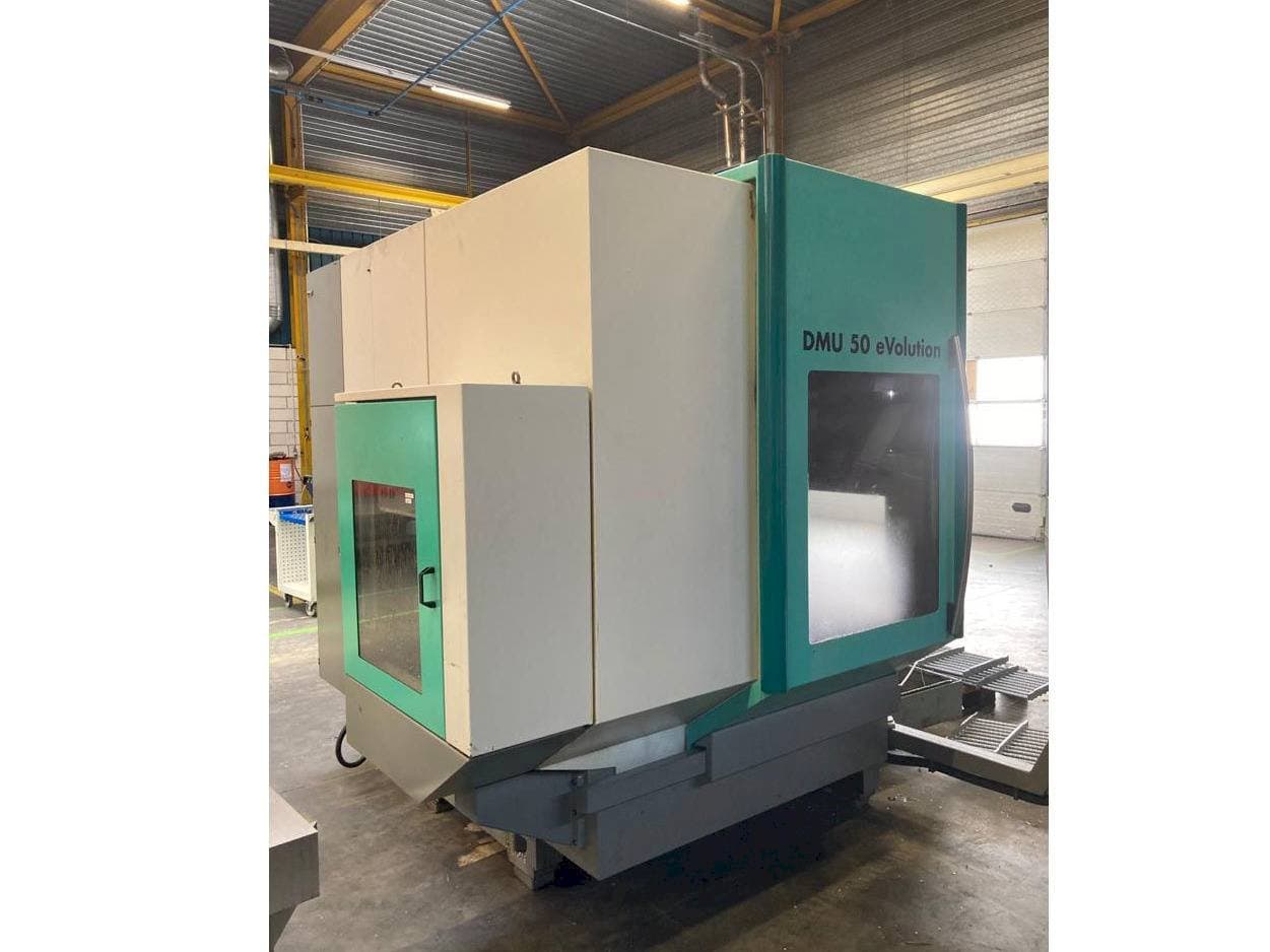 Makine  DECKEL MAHO DMG 50Evo - Önden görünüm