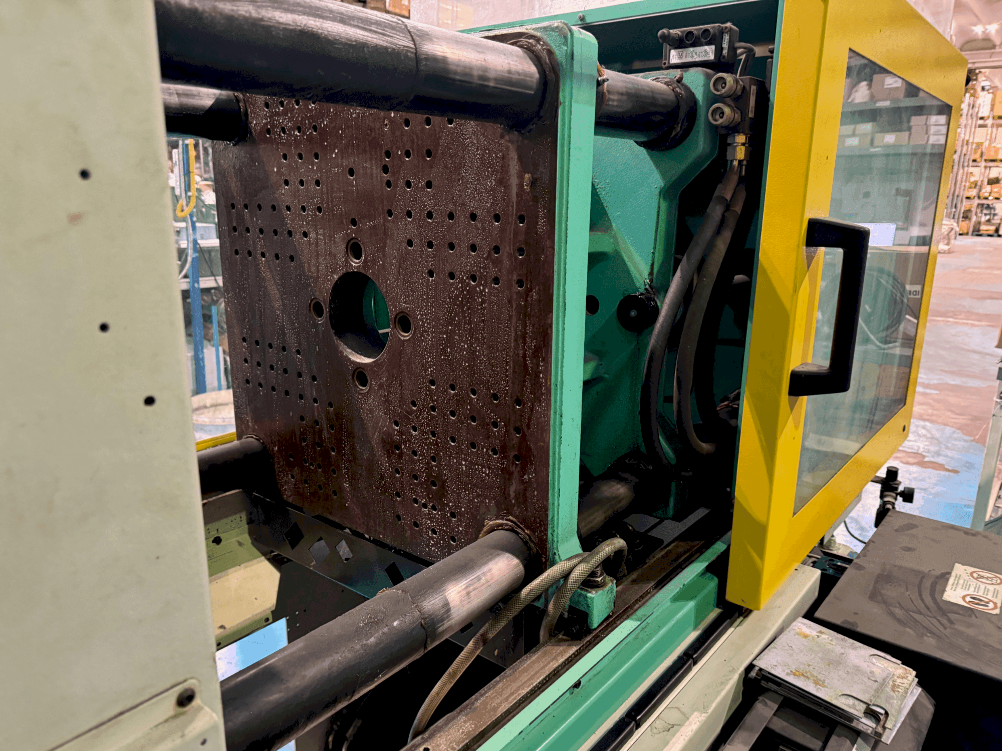 Makine  Arburg ALLROUNDER CENTEX 470 C 1500-800 - Önden görünüm