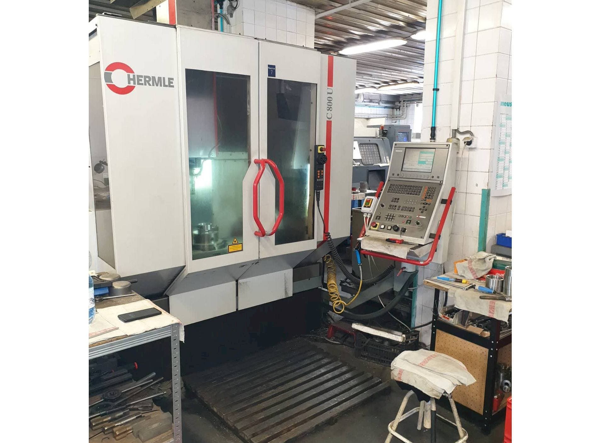 Makine  HERMLE C800 U - Önden görünüm