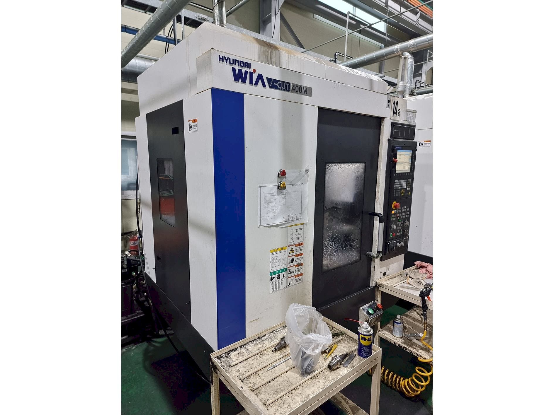 Makine  Hyundai Wia i-CUT400M - Önden görünüm