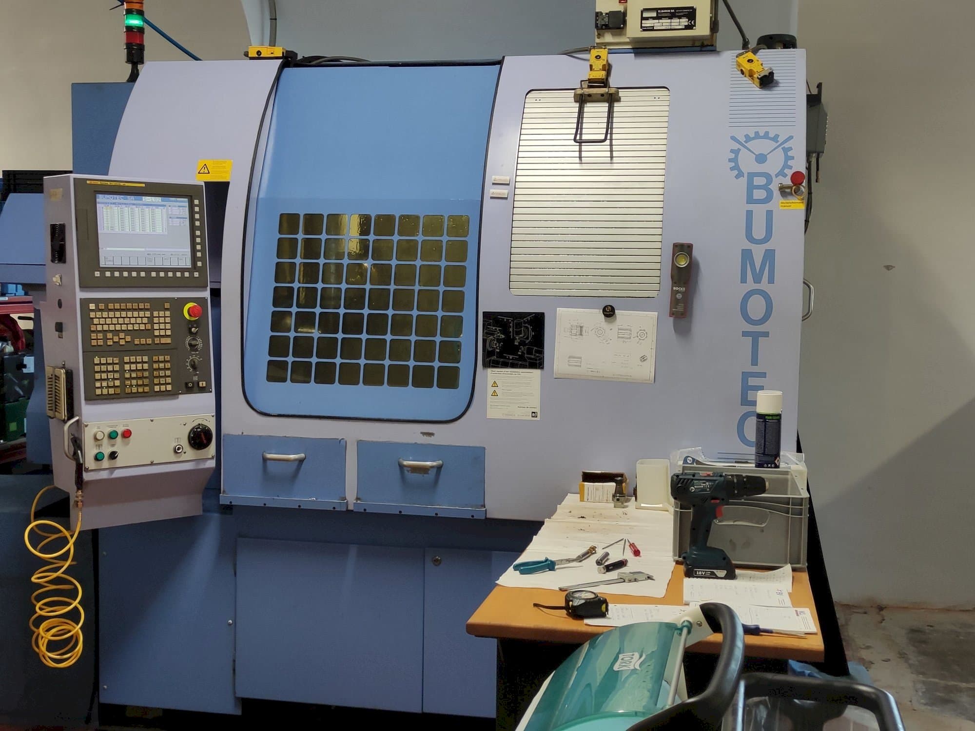 Makine  Bumotec S-192FT - Önden görünüm