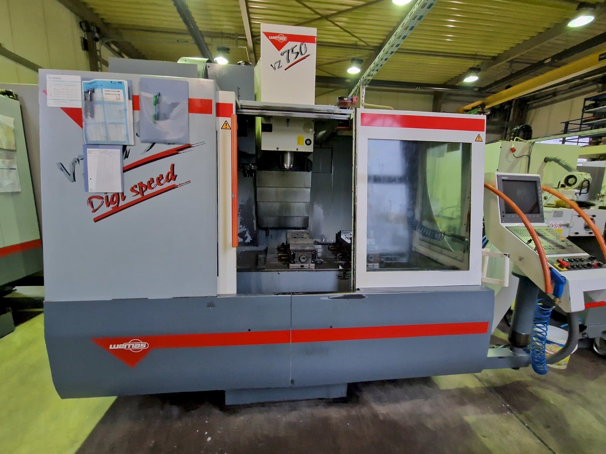 Makine  WEMAS VZ 750 - Önden görünüm