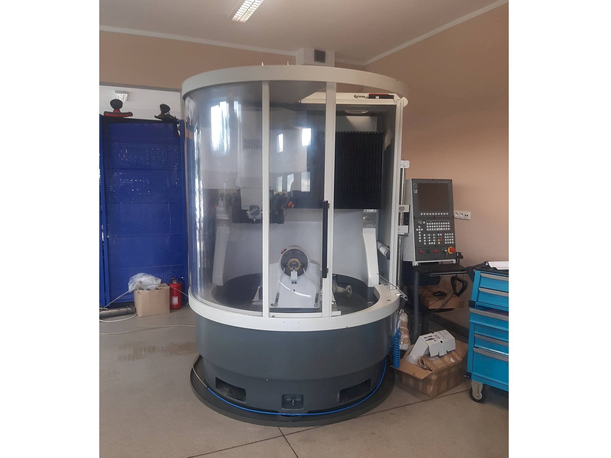 Makine  Walter  - Önden görünüm