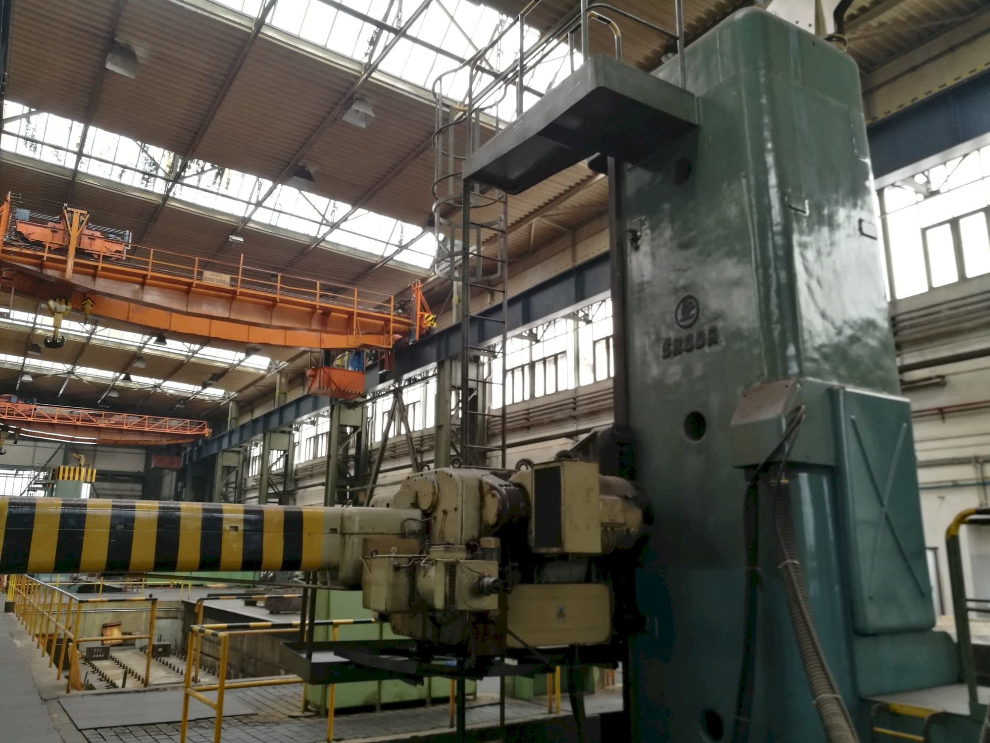 Makine  SKODA WDA 200 - Önden görünüm