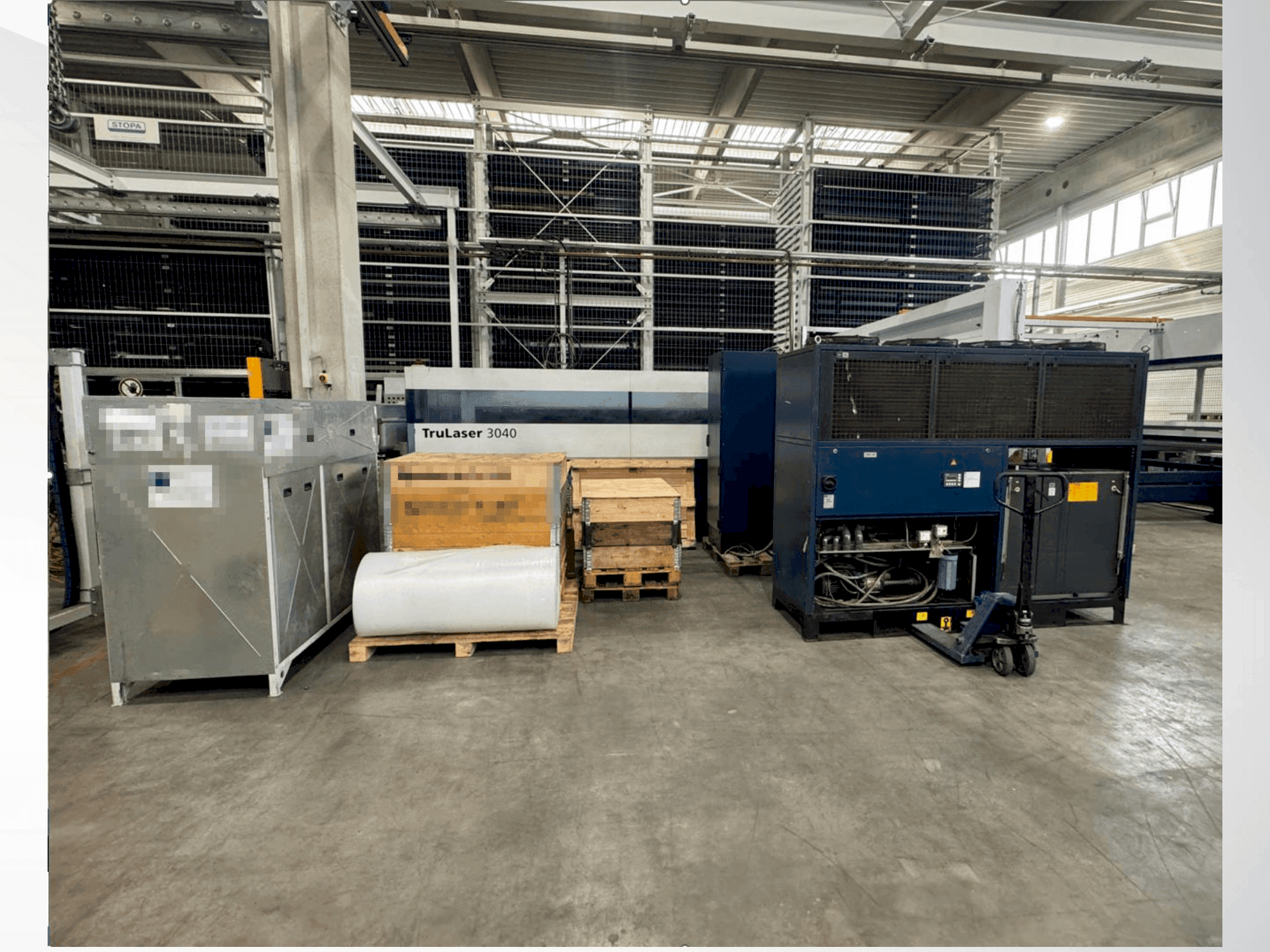 Makine  TRUMPF TruLaser 3040 - Önden görünüm