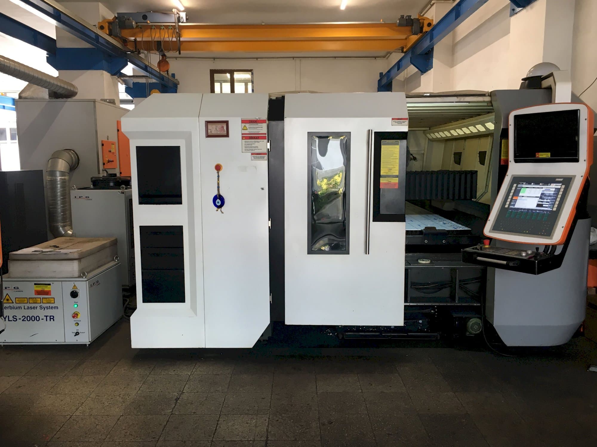 Makine  ERMAKSAN FIBERMAK Momentum Gen-3 - Önden görünüm