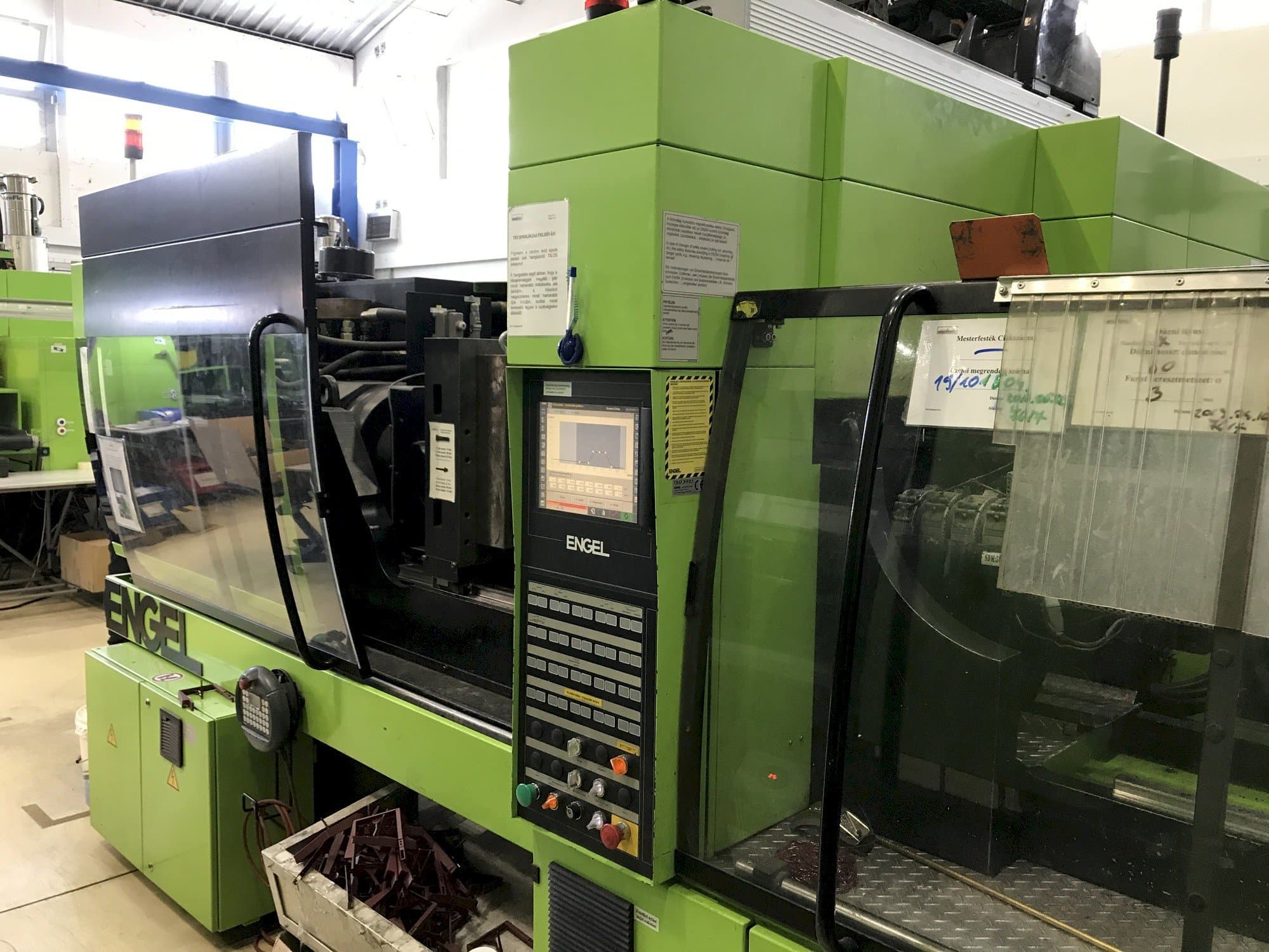 Makine  ENGEL VC 750/150 Plus - Önden görünüm