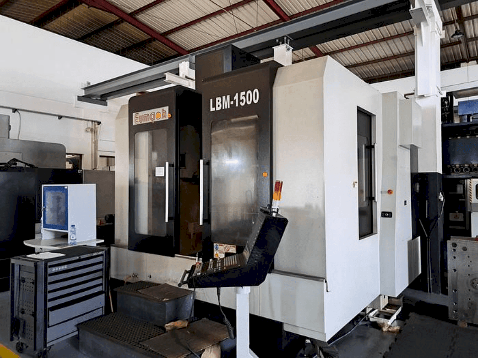 Makine  Eumach LBM-1500 - Önden görünüm