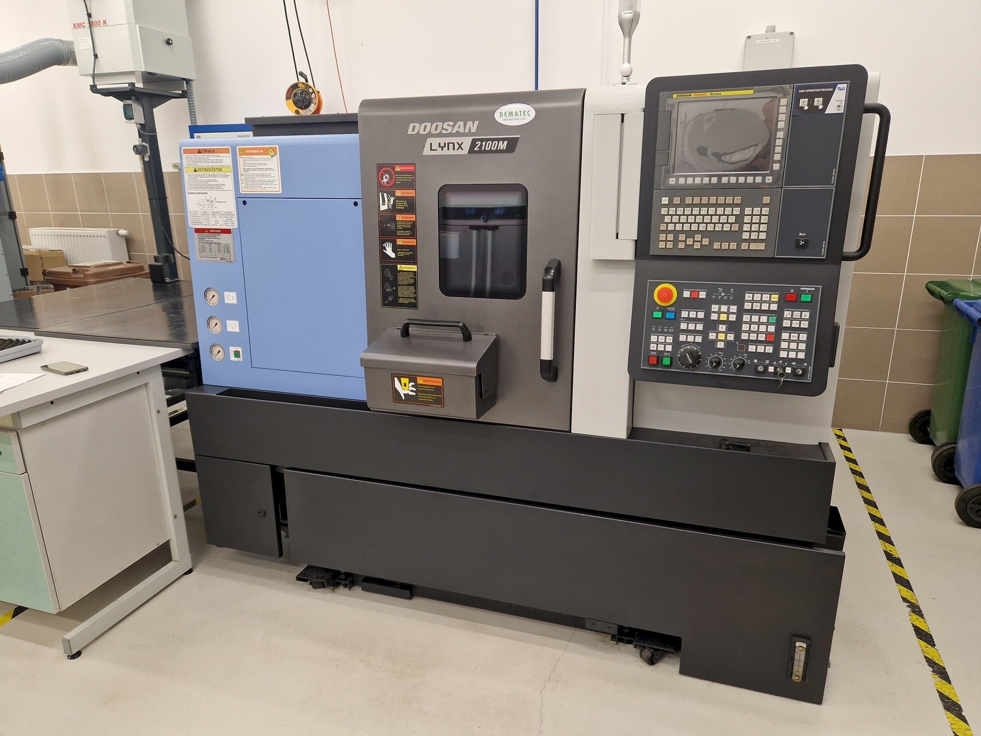 Makine  Doosan Lynx 2100ME - Önden görünüm