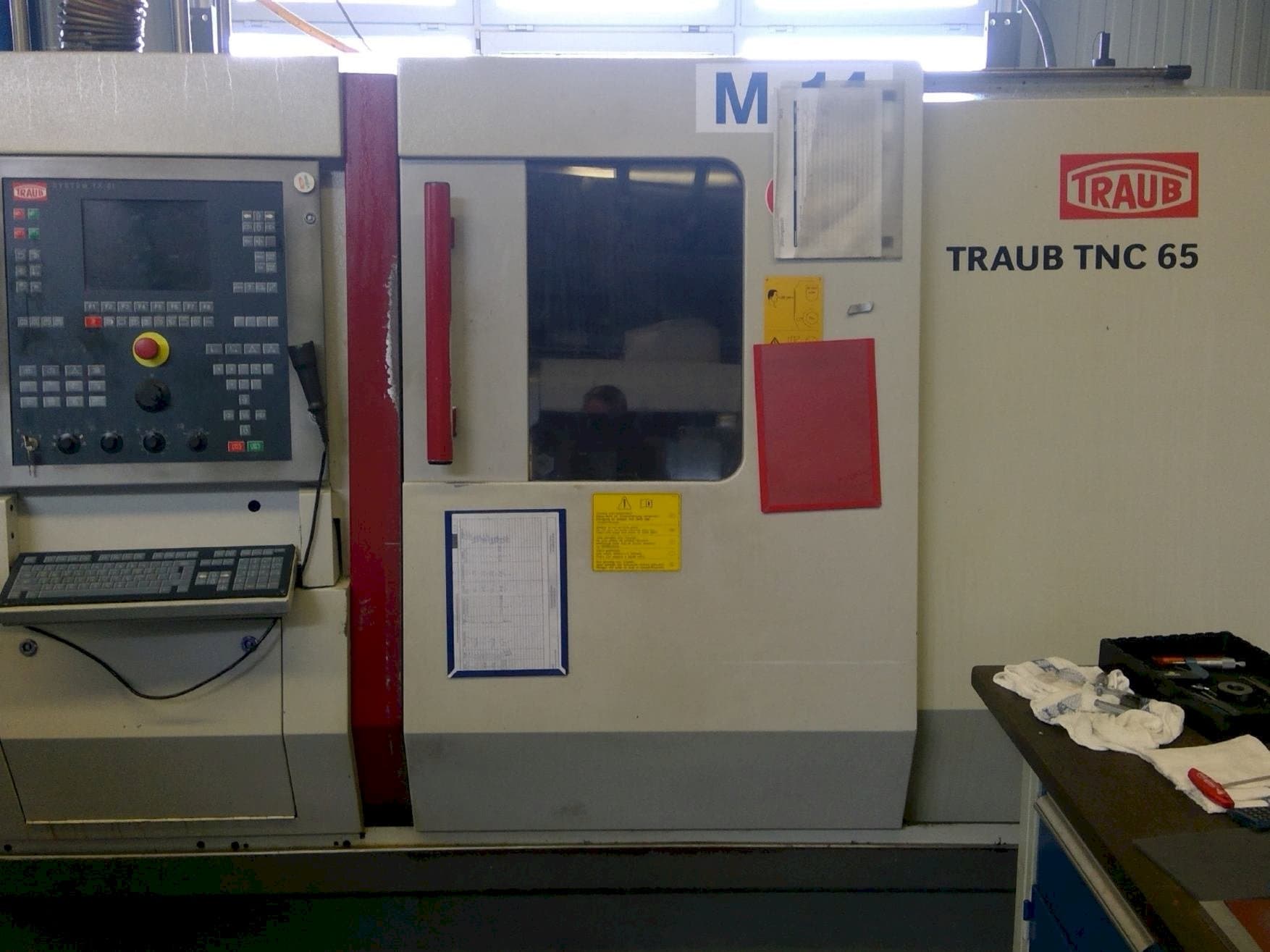 Makine  TRAUB TNC 42/65 - Önden görünüm