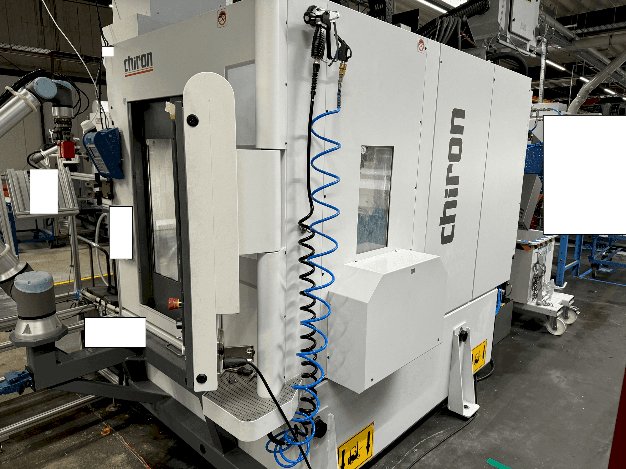 Makine  CHIRON FZ12 FX - Önden görünüm