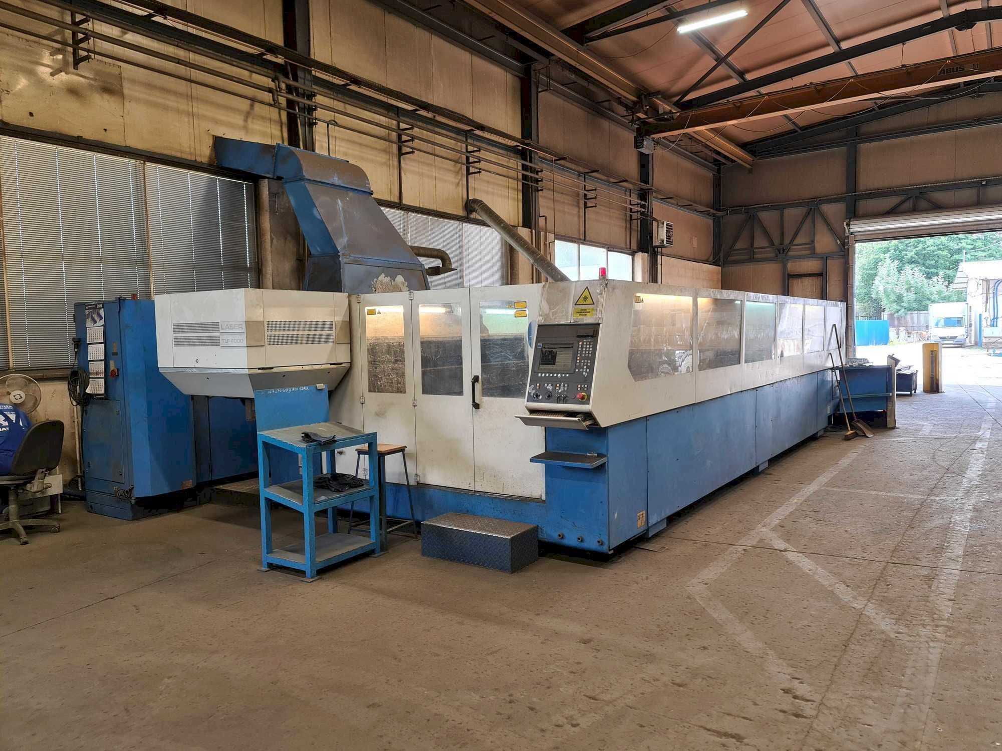 Makine  Trumpf Traumatic L 6030 - Sol taraftaki görüntü