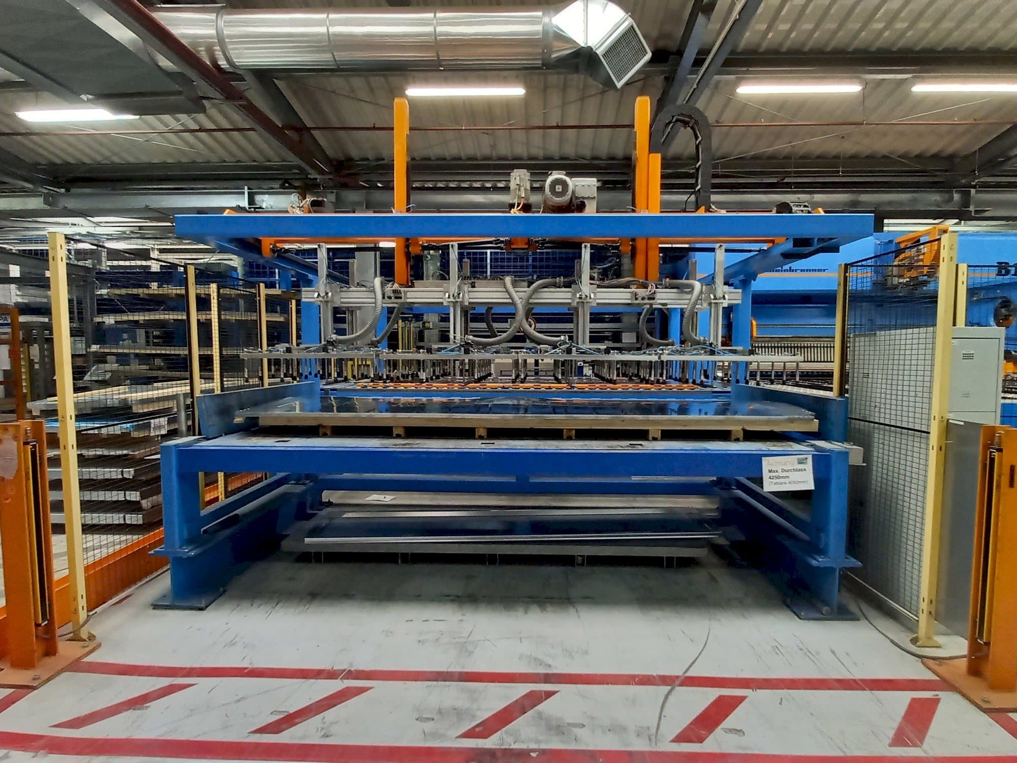 Makine  Weinbrenner B 12 - Önden görünüm