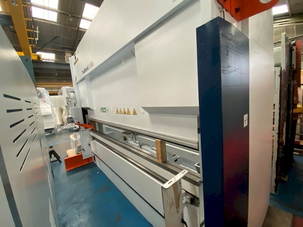 Makine  Trumpf TruBend 3100 - Önden görünüm
