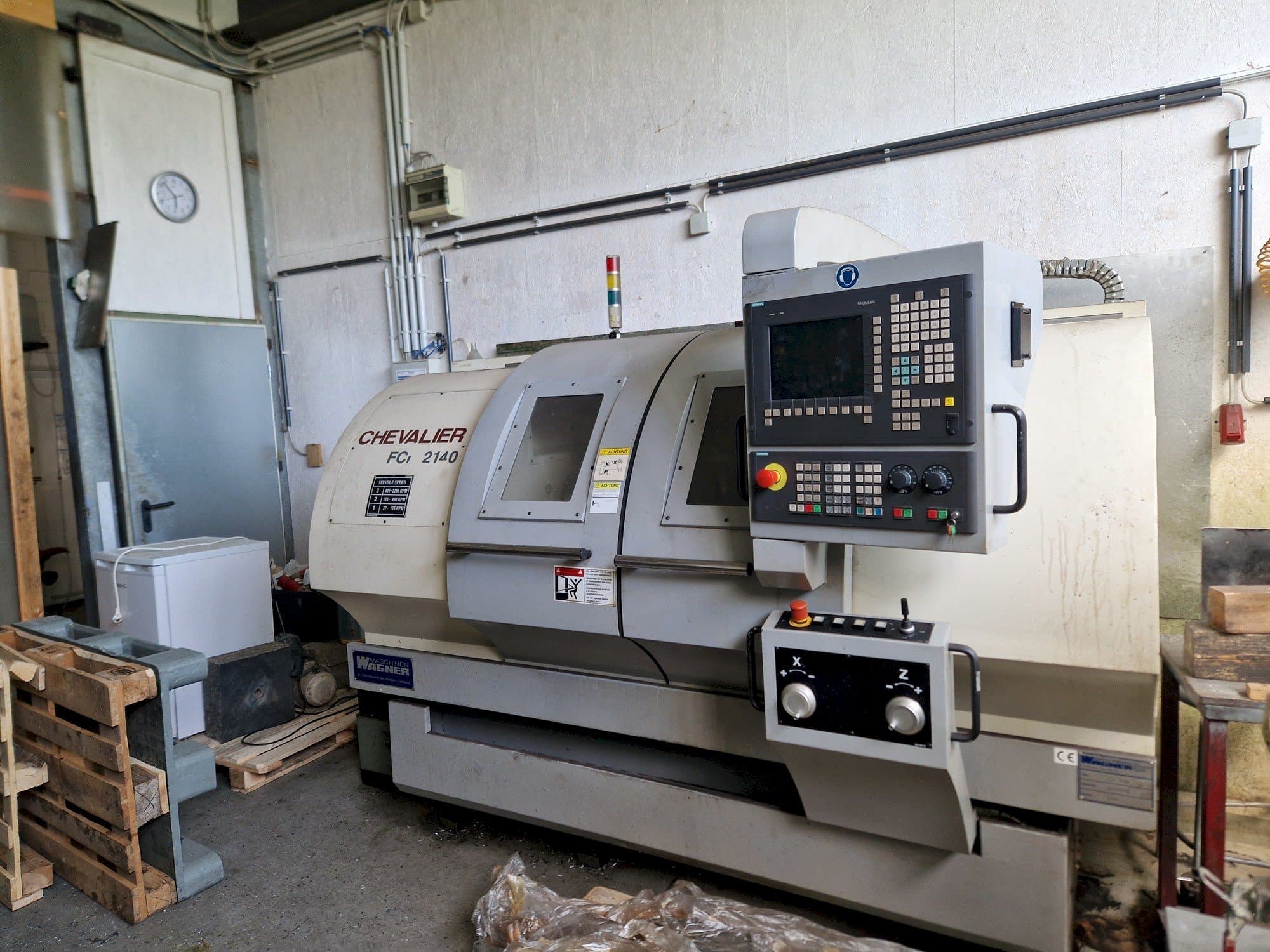 Makine  Chevalier FCL 2140 S - Önden görünüm