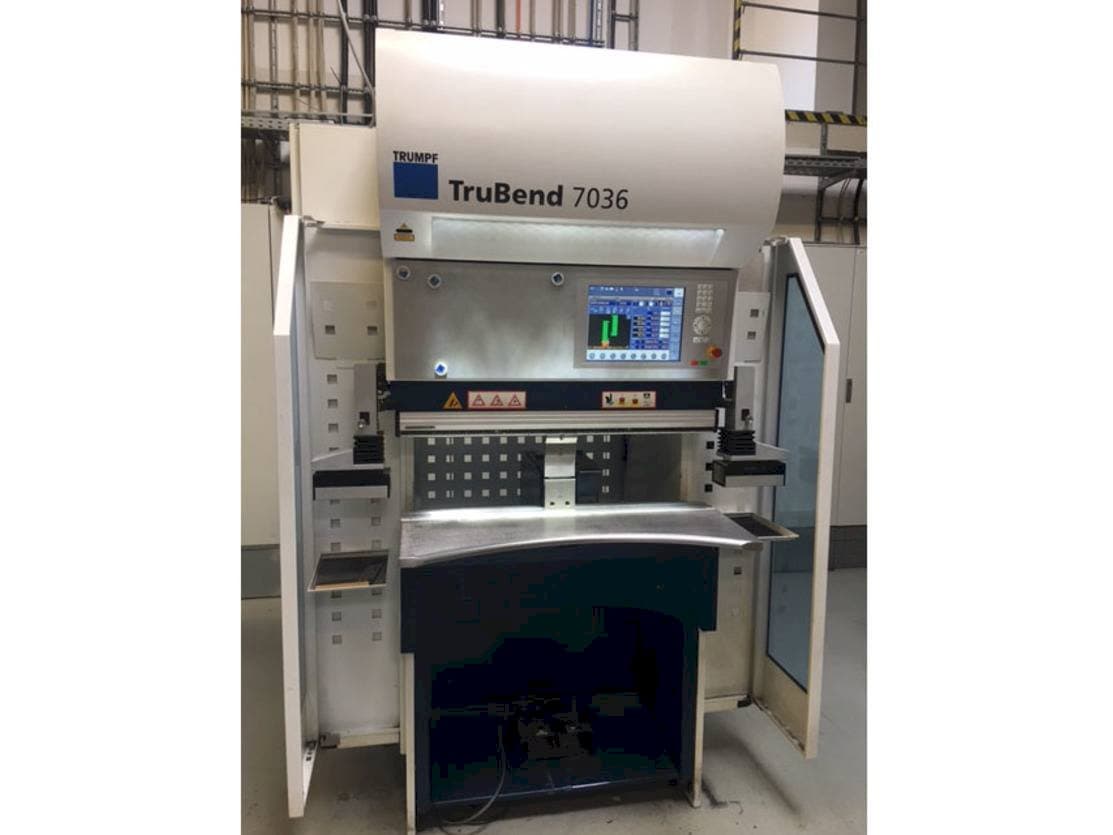Makine  Trumpf TruBend 7036 - Önden görünüm