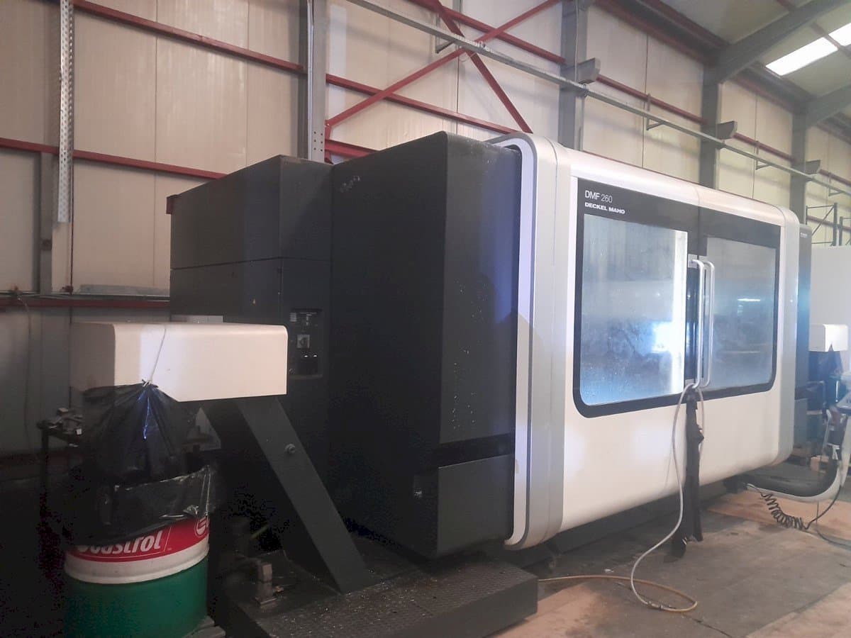 Makine  DECKEL MAHO DMF 260 - Sol taraftaki görüntü