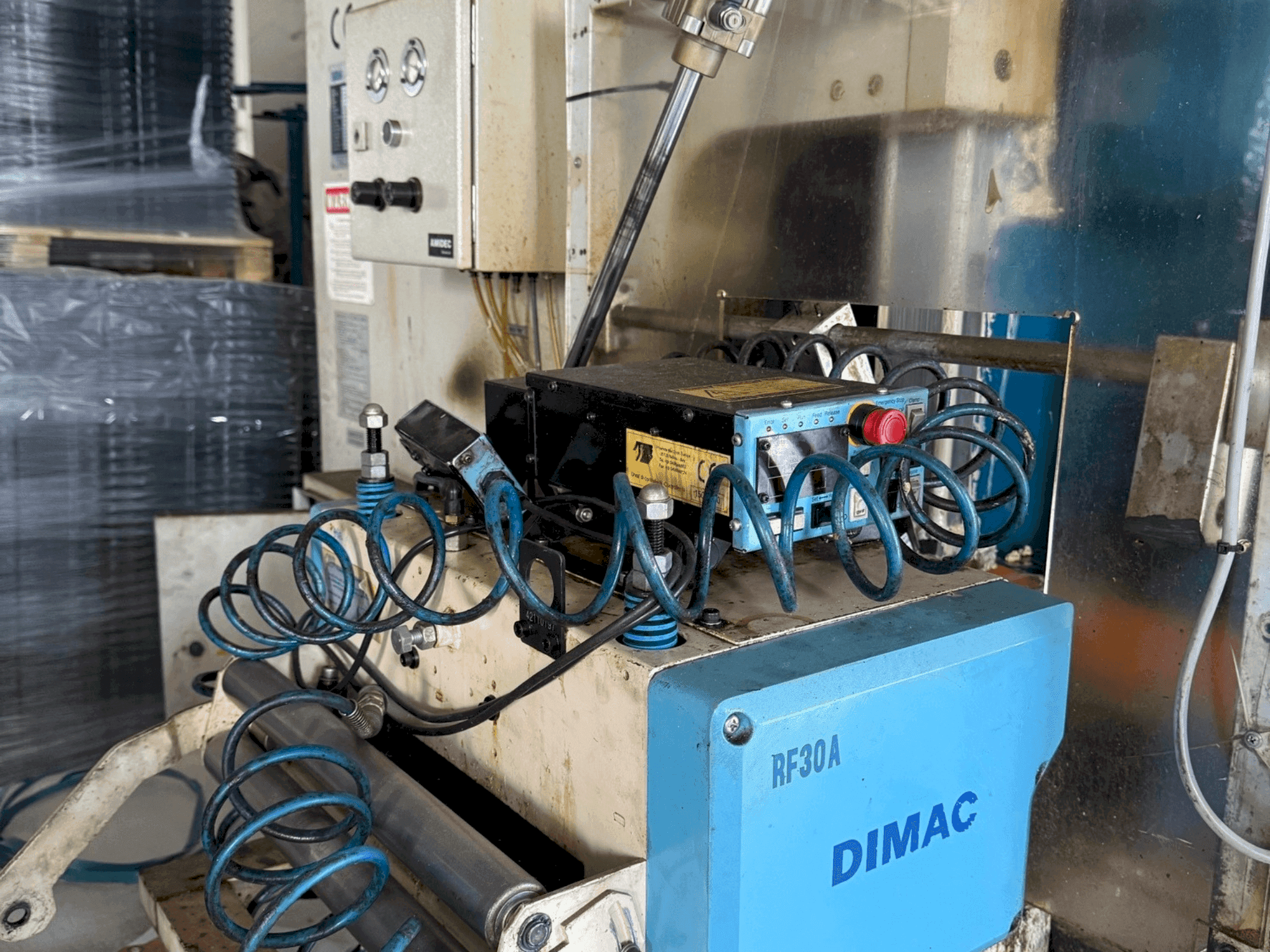 Makine  SEYI SN1-110 - Önden görünüm