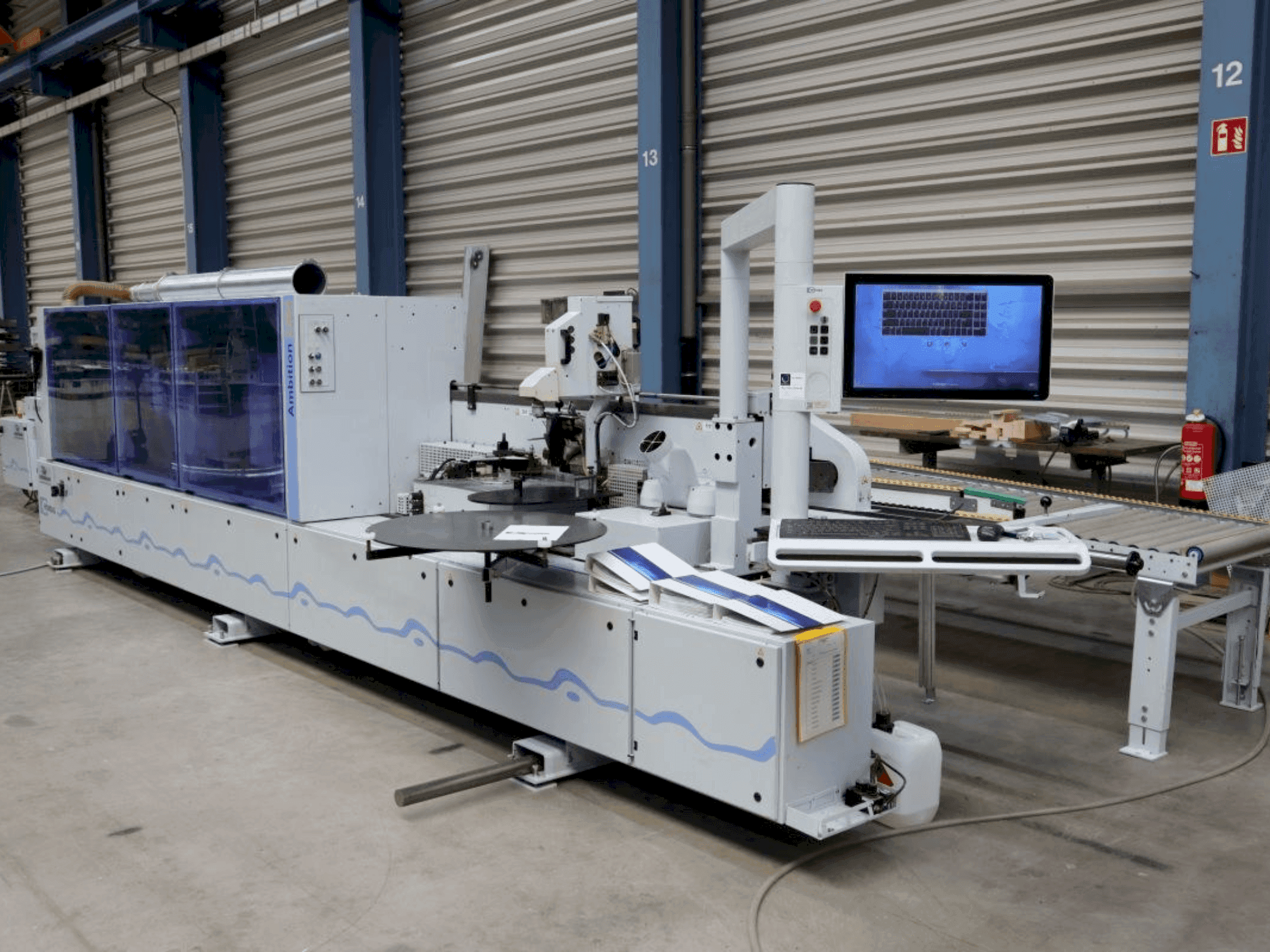 Makine  HOMAG KAL 210 - Önden görünüm