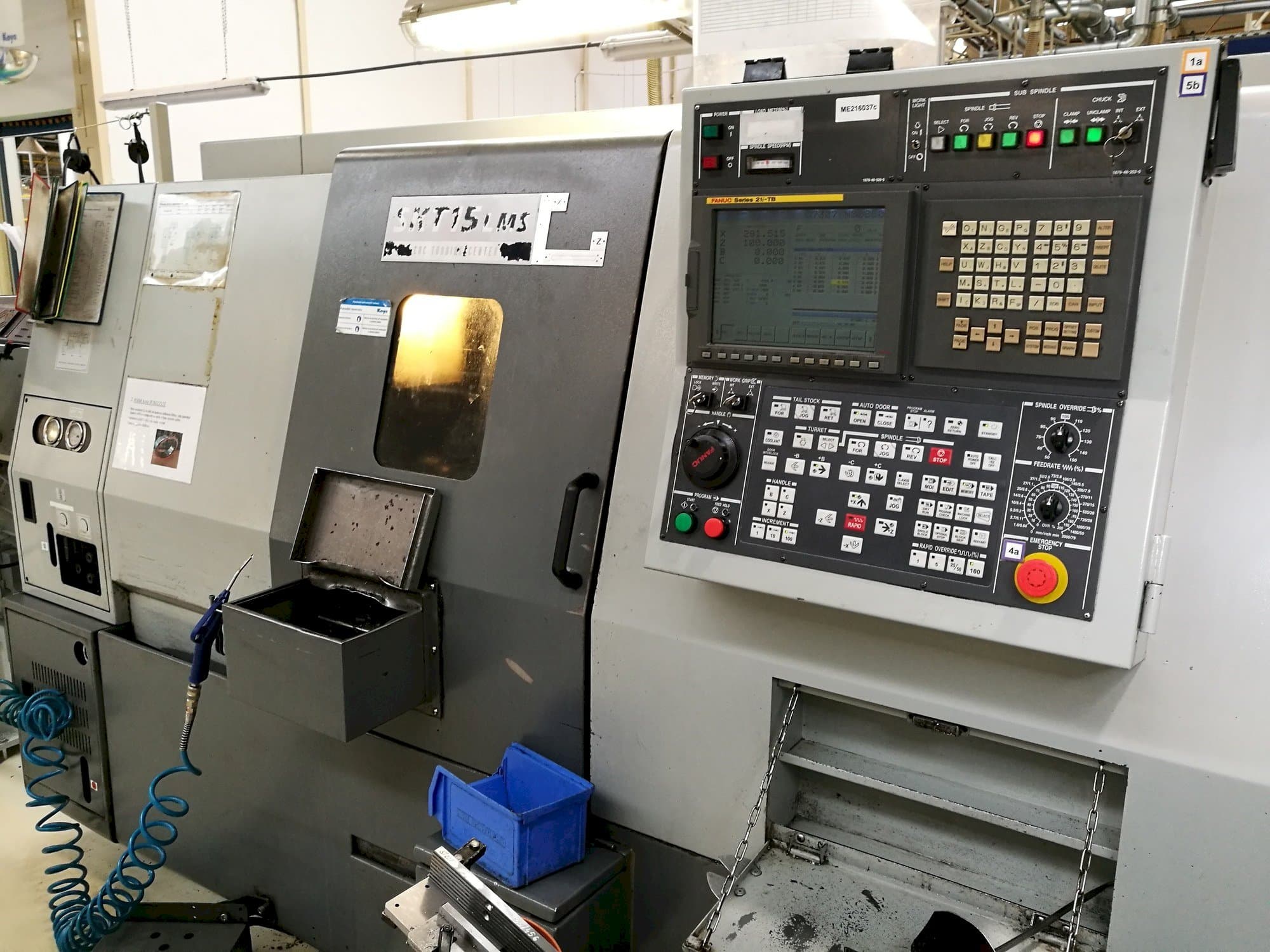 Makine  Hyundai Kia SKT 15 LMS - Önden görünüm