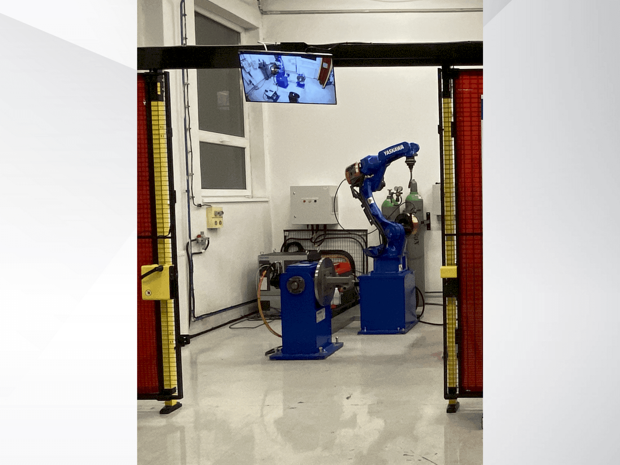 Makine Yaskawa Motoman AR1440 - Önden görünüm